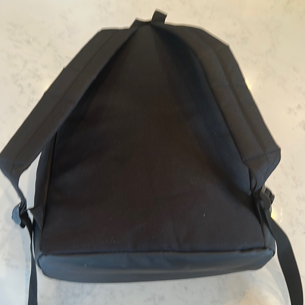 SNIPES Black Backpack - Picture 4 of 9